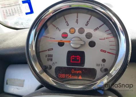 2012 Mini Cooper из США, поврежденный, VIN WMWSU3C58CT368139